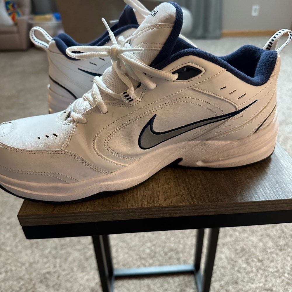 Nike Monarch 11.5 wide